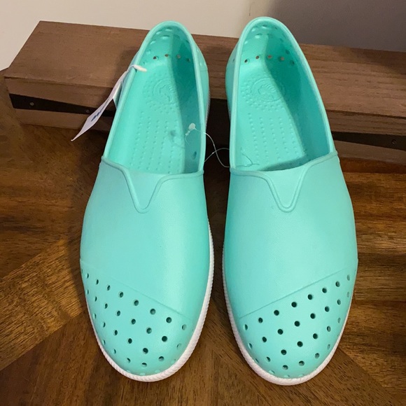 Mens Native Verona surf shoes 9 - Picture 2 of 7
